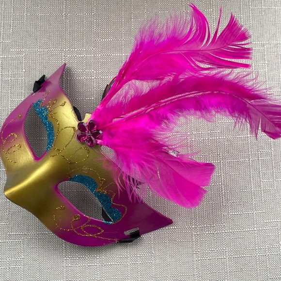 Party Mask Light Up Deep Pink Fuax Feather Masquerade Mask - Picture 7 of 11